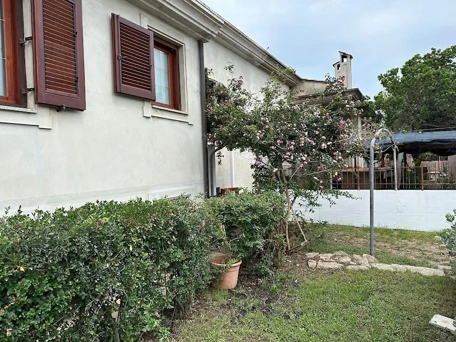 Villa A 2 Passi Dal Mare Àrbatax 0*,  Ιταλία