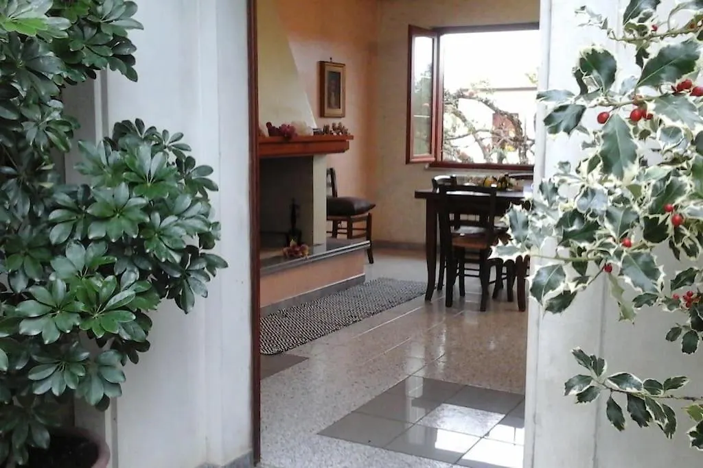 Villa A 2 Passi Dal Mare Àrbatax 0*,  Ιταλία